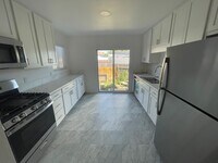 Building Photo - Manzanita