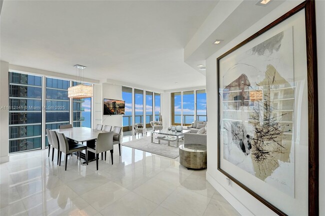 Building Photo - 17875 Collins Ave