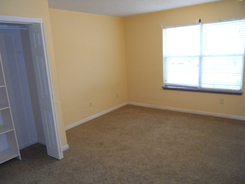 Bedroom #3 - 927 Emery Rd