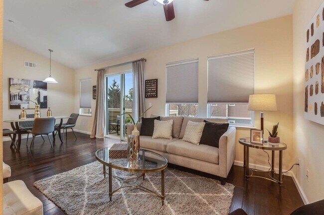 Building Photo - Stunning Top-Floor Condo with Open Layout, Modern Upgrades, and Prime Location 6 MONTH LEASE