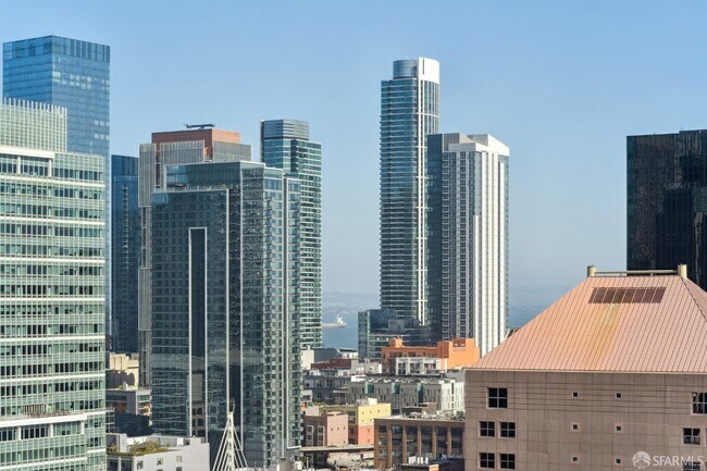 Building Photo - 690 Market St