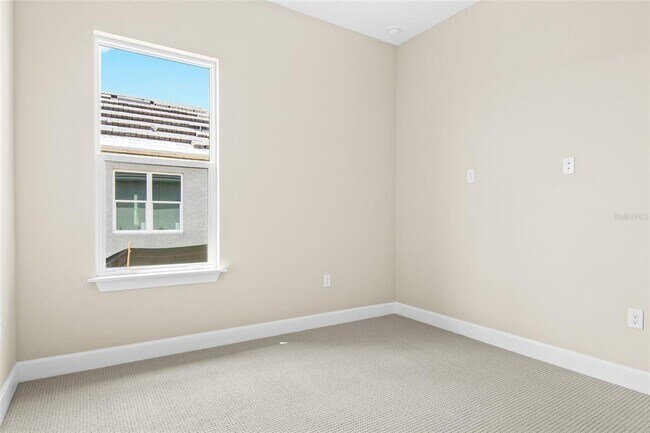 Building Photo - 10459 Eclipse St