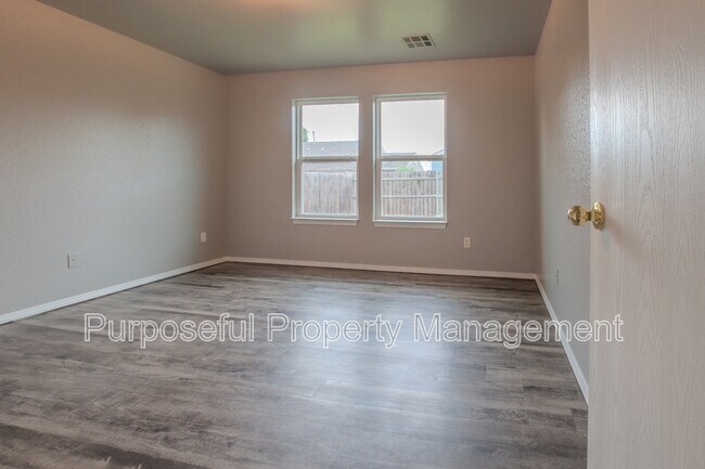 Building Photo - 414 Calla Lily Ln