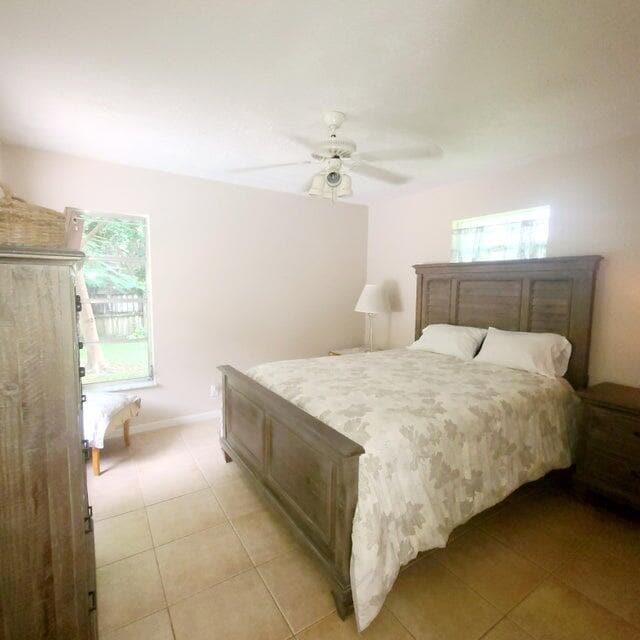 Building Photo - 4949 Belvedere Rd