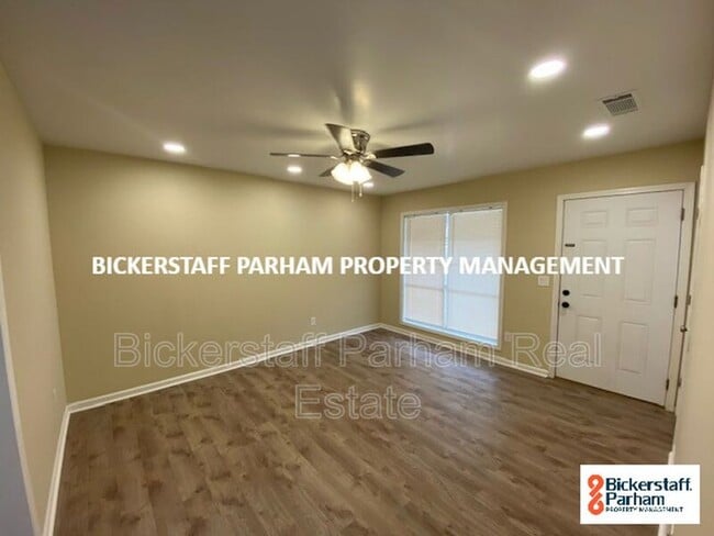 Building Photo - 1225 Apostle Dr