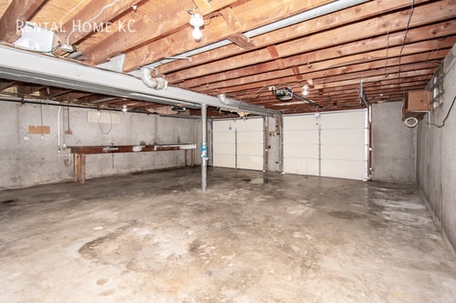 Building Photo - 23250 W 75th St