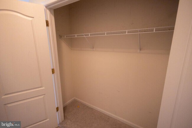 Building Photo - 8612 Fluttering Leaf Tr