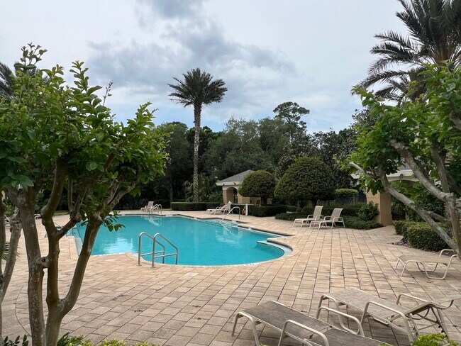 Building Photo - 3848 Lexmark Ln