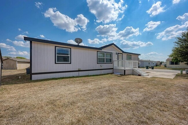 Building Photo - 120 Silver Peak Dr