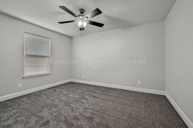 Building Photo - 3418 Ballam St