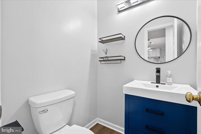 Building Photo - 9303 Macswain Pl