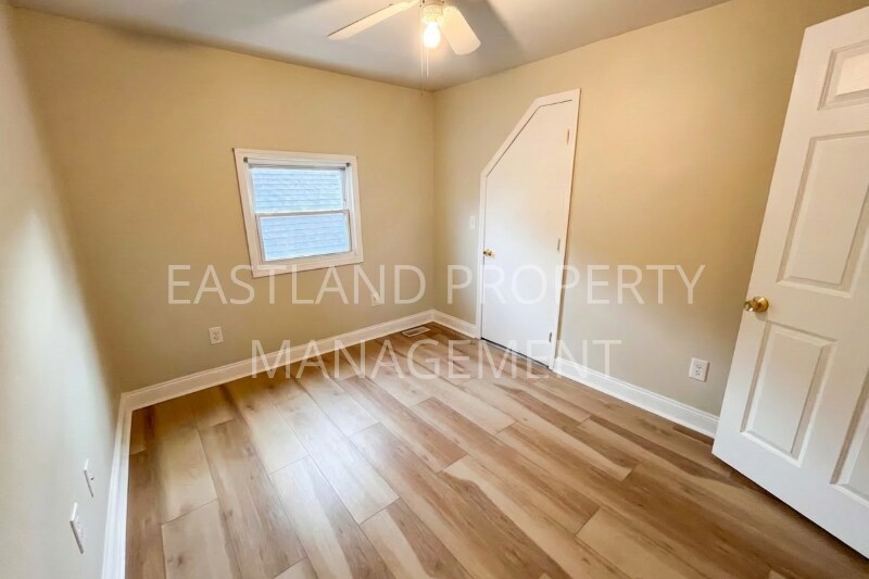 Building Photo - 1966 Burr St