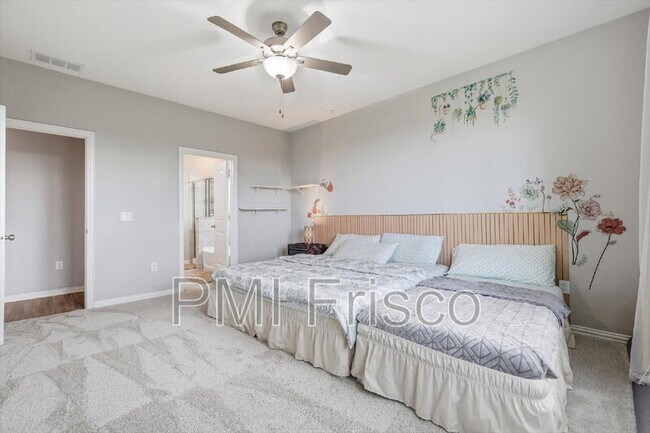 Building Photo - 817 Adelyn St