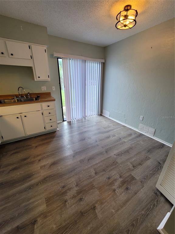Building Photo - 7605 W Fern Pl