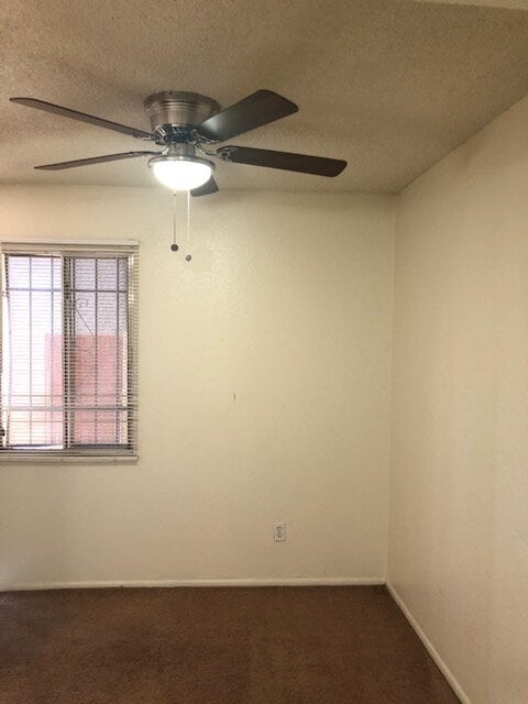 Building Photo - Very Nice 2 Story, 2 Bedroom, 1 Bath Townh...