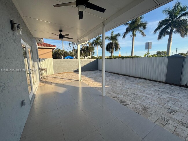 Building Photo - 16124 SW 55th Terrace