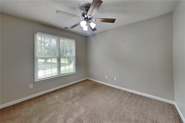 Building Photo - 360 Warrenton Dr