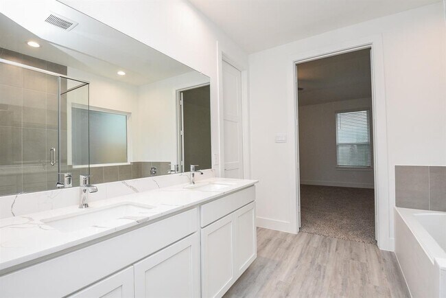 Building Photo - 14146 Savage River Ct