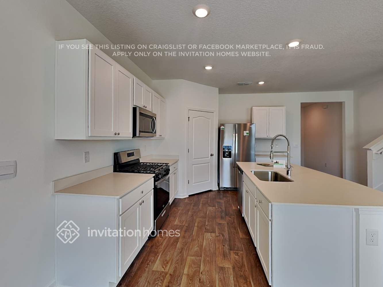 Building Photo - 674 Orellana Rd