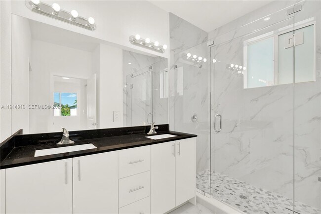 Building Photo - 22535 SW 125th Ave