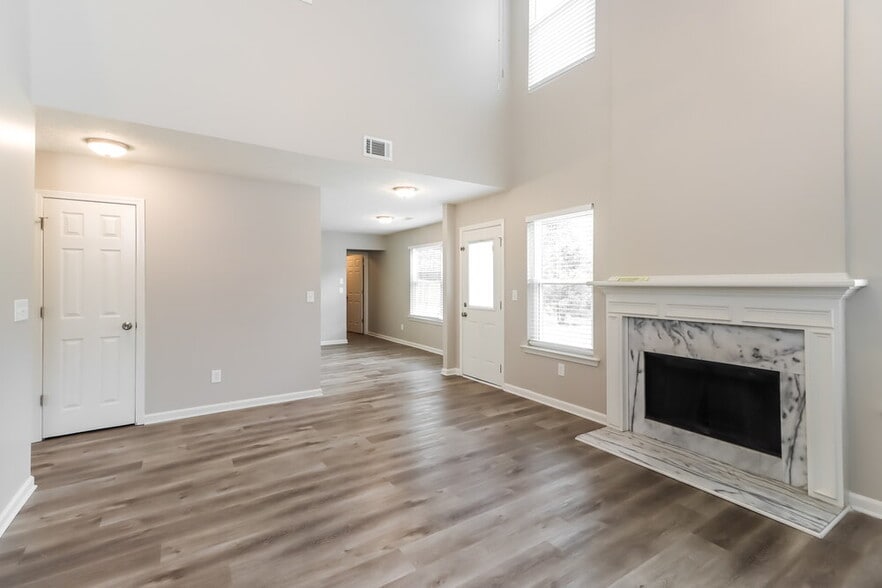 Building Photo - 10841 Paladin Dr