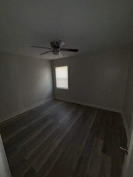 Building Photo - 7400 Rome Ave