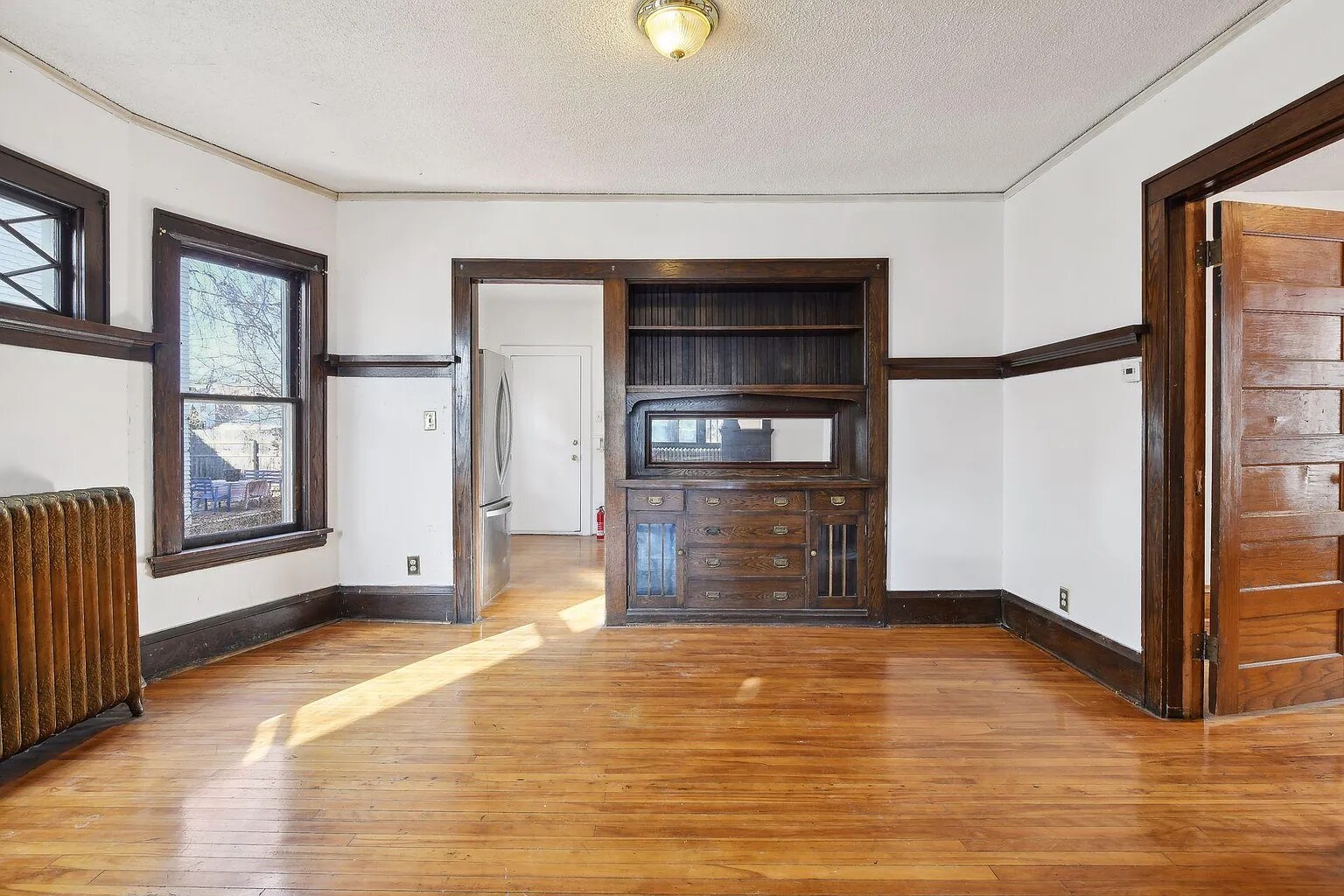 Building Photo - 104 W 27th St