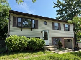 Building Photo - 2845 Brampton Dr