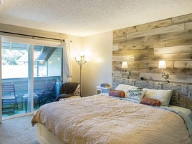 Building Photo - 5326 NW Innisbrook Pl