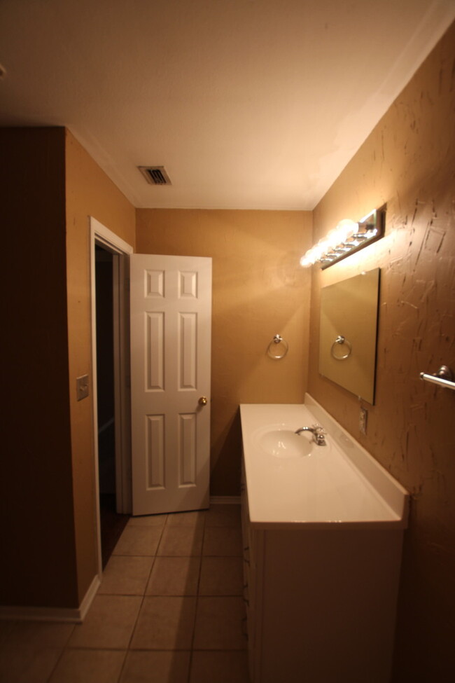 Building Photo - Coming Soon! Beautiful 3 Bedroom in Whiteh...