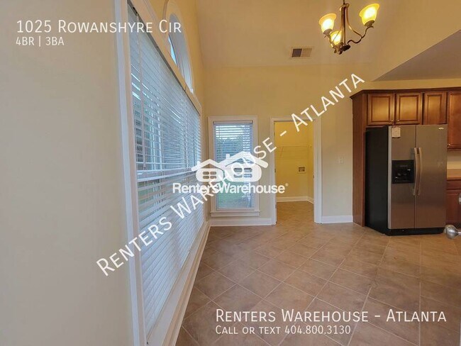 Building Photo - 1025 Rowanshyre Cir