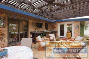 Building Photo - 505 W Esperanza Ave