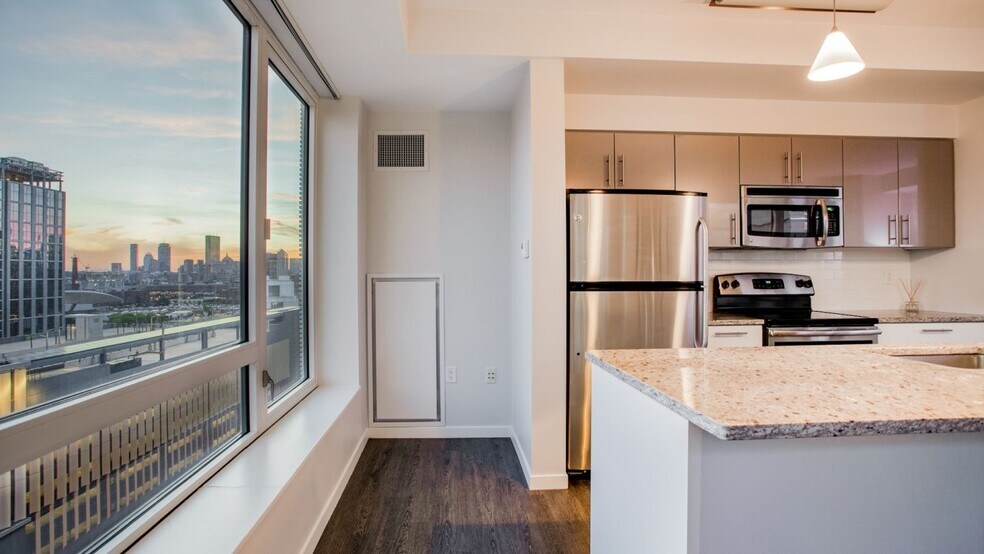 Building Photo - 505 Congress St