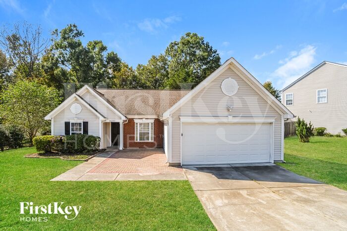 Primary Photo - 16234 Greybriar Forest Ln