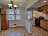 Building Photo - 827 Umbra St