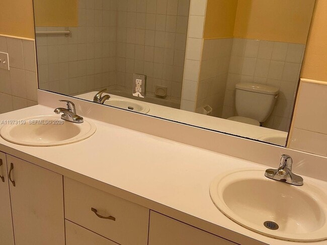 Building Photo - 2436 Raleigh St