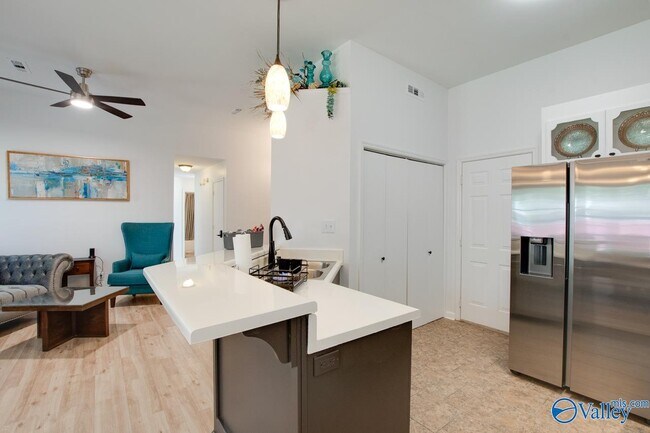 Building Photo - 210 Cypress Creek Dr