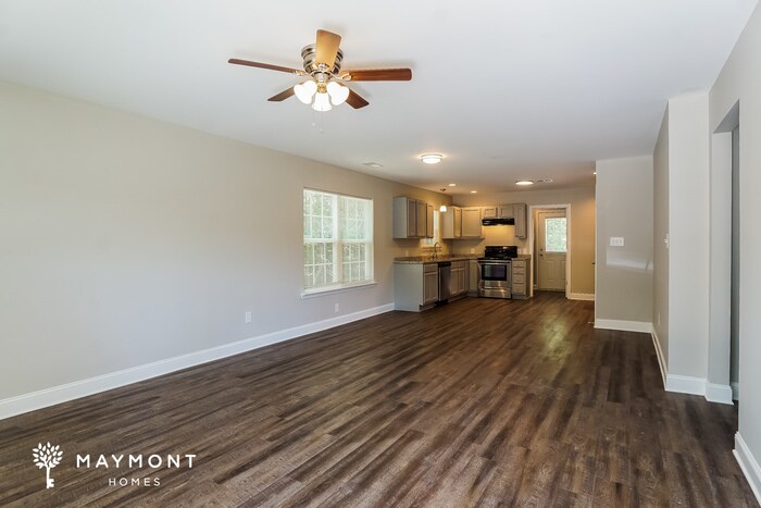 Building Photo - 3120 6th Ave N