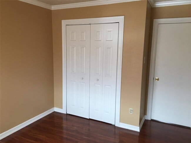 Building Photo - 15310 Reigate Ln