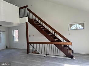 Building Photo - 632B Palmer Ln