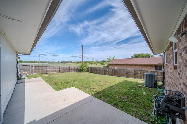 Building Photo - 2513 Belhaven Dr