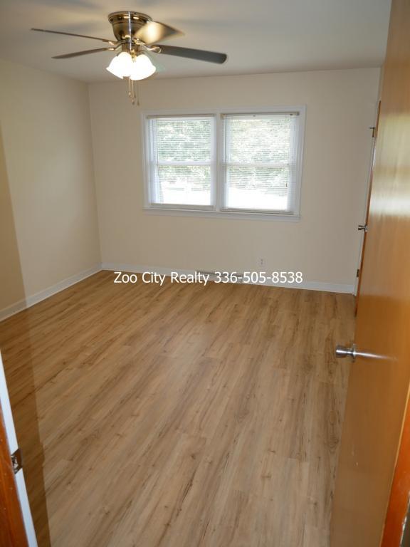 Building Photo - 678 Mack Rd
