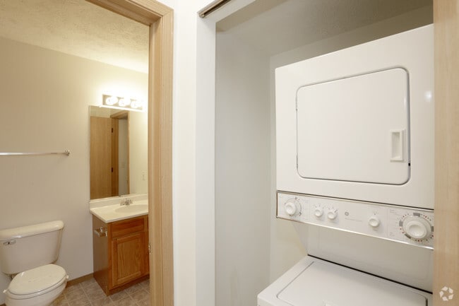 1 Bedroom - Laundry - Main &amp; Veterans Crossing
