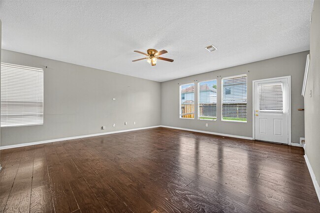 Building Photo - 15430 Elm Leaf Pl