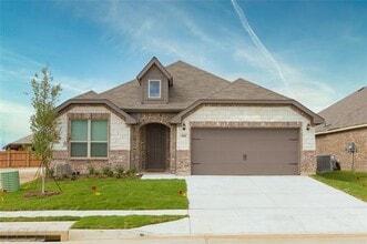 Building Photo - 411 Cooper St