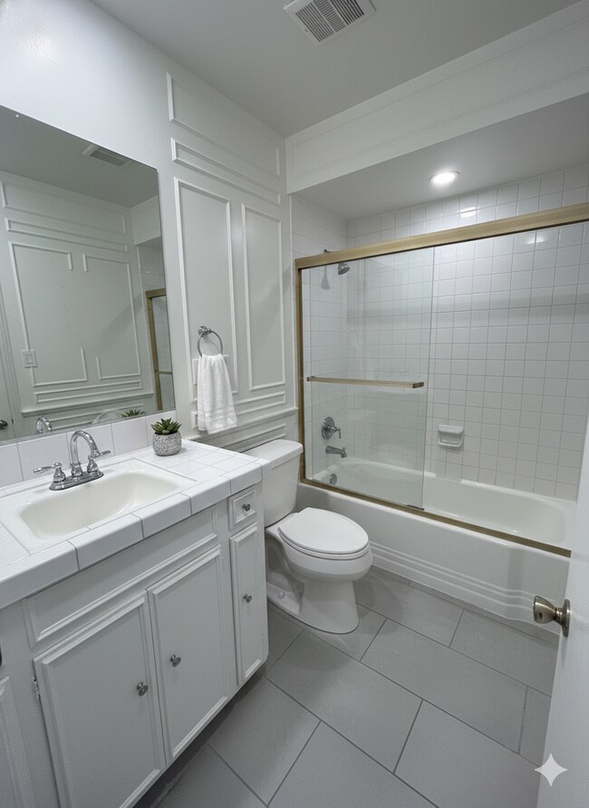 Building Photo - 9080 Shoreham Dr