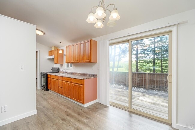 Building Photo - 3995 Roblar Rd