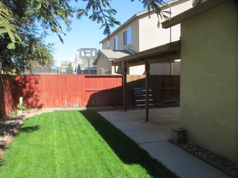 Building Photo - 4125 Pathway Ln