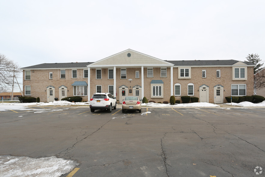 Building Photo - Beechwood Manor Apartments