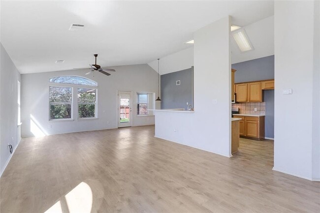 Building Photo - 17300 Zola Ln
